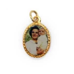 MD103129P10 - Medalha de Alumínio Oval Dourada c/ 10un. Santa Gianna Beretta Molla - 2x1,3cm