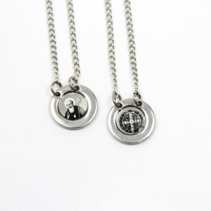 ES45301 - Escapulário São Bento Aço Inox - 61,3x1,3cm (R019)